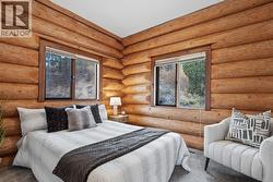 Second bedroom upstairs - 