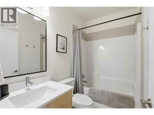 241 Nelson Avenue Unit# 101, Penticton, BC - Indoor Photo Showing Bathroom