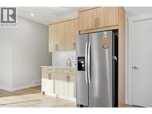 241 Nelson Avenue Unit# 101, Penticton, BC - Indoor Photo Showing Kitchen