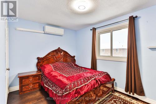 1267 Limeridge Road E, Hamilton, ON - Indoor Photo Showing Bedroom