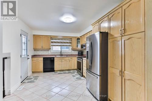 1267 Limeridge Road E, Hamilton, ON - Indoor Photo Showing Kitchen