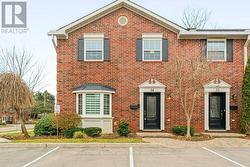 24 - 2407 WOODWARD AVENUE  Burlington, ON L7R 4J2