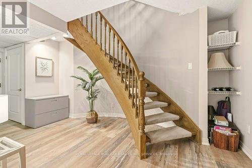 24 - 2407 Woodward Avenue, Burlington, ON - Indoor Photo Showing Other Room