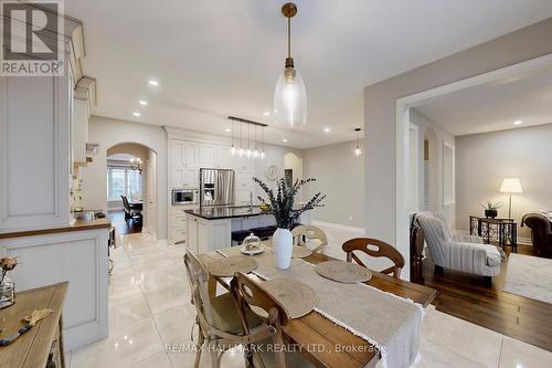 192 Tonner Crescent, Aurora, ON - Indoor Photo Showing Dining Room