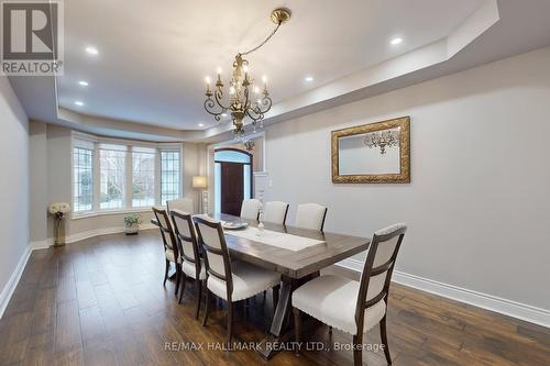 192 Tonner Crescent, Aurora, ON - Indoor Photo Showing Dining Room
