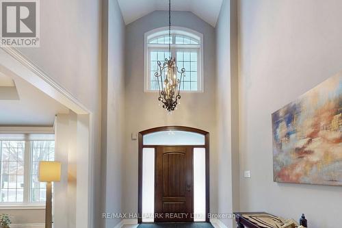 192 Tonner Crescent, Aurora, ON - Indoor Photo Showing Other Room