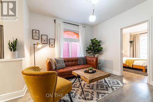 19 Century Street, Hamilton, ON - Indoor Photo Showing Living Room