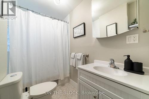 19 Century Street, Hamilton, ON - Indoor Photo Showing Bathroom