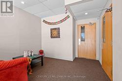 Front Entrance/Door to Laundry - 