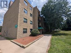 150 Park AVENUE East Unit# 209  Chatham, ON N7M 3V6
