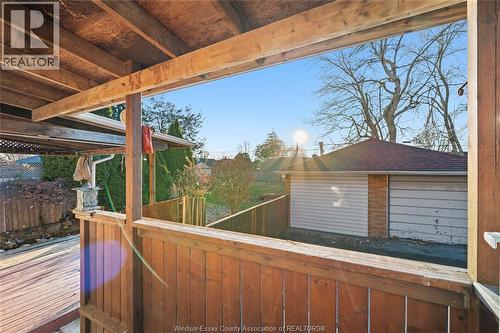 1987 Buckingham, Windsor, ON - Outdoor With Exterior