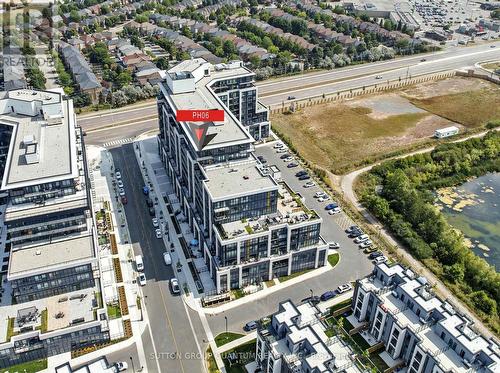 PH06 - 405 DUNDAS STREET W  Oakville, ON L6M 4M2