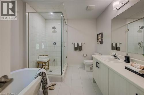 55 Tulip Crescent, Simcoe, ON - Indoor Photo Showing Bathroom