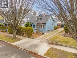 756 Stockwell Avenue  Kelowna, BC V1Y 6V9