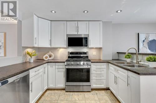 34 Rosebank Crescent, Kitchener, ON - Indoor Photo Showing Kitchen With Double Sink