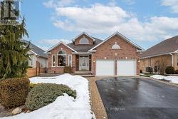 52 SIMCOE DRIVE  Belleville (Thurlow Ward), ON K8N 4Z5