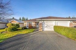 117-1919 St. Andrews Pl  Courtenay, BC V9N 9J4