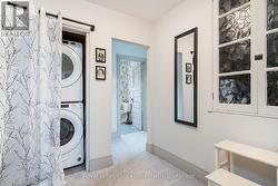 Apt A - insuite laundry - 