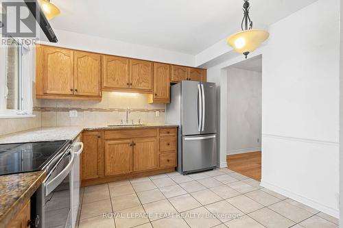 2534 Southvale Crescent, Ottawa, ON - Indoor Photo Showing Kitchen