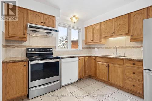 2534 Southvale Crescent, Ottawa, ON - Indoor Photo Showing Kitchen