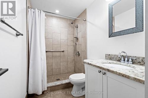 2534 Southvale Crescent, Ottawa, ON - Indoor Photo Showing Bathroom