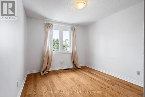 2534 Southvale Crescent, Ottawa, ON - Indoor Photo Showing Other Room