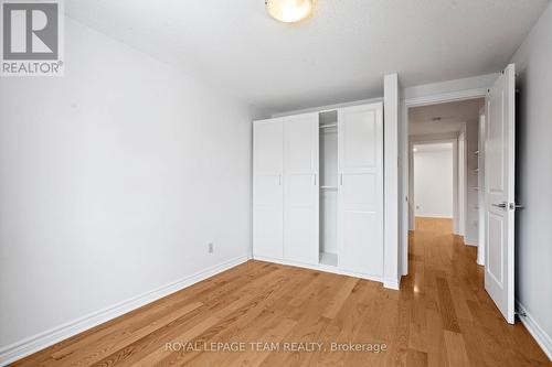 2534 Southvale Crescent, Ottawa, ON - Indoor Photo Showing Other Room