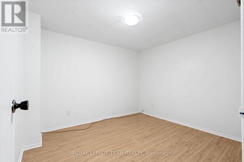 2534 Southvale Crescent, Ottawa, ON - Indoor Photo Showing Other Room