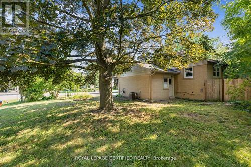 122 Selgrove Crescent, Oakville, ON - Outdoor