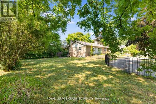 122 Selgrove Crescent, Oakville, ON - Outdoor