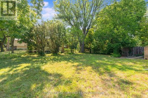 122 Selgrove Crescent, Oakville, ON - Outdoor