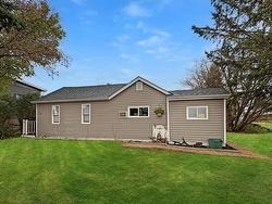 329 Main Street Wawanesa, MB R0K 2G0