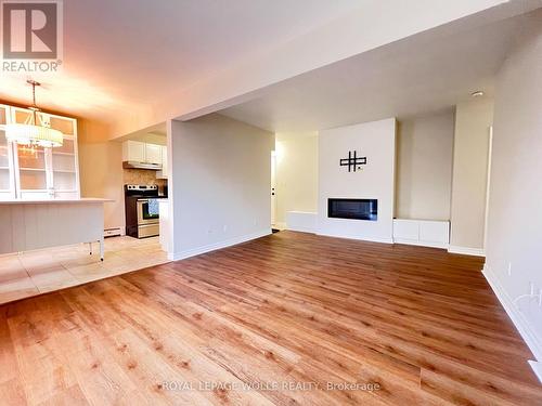 283 Fairway Road N, Kitchener, ON - Indoor With Fireplace