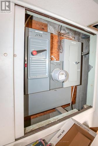 1532 Merivale Road, Ottawa, ON 