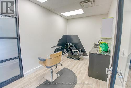 1532 Merivale Road, Ottawa, ON 