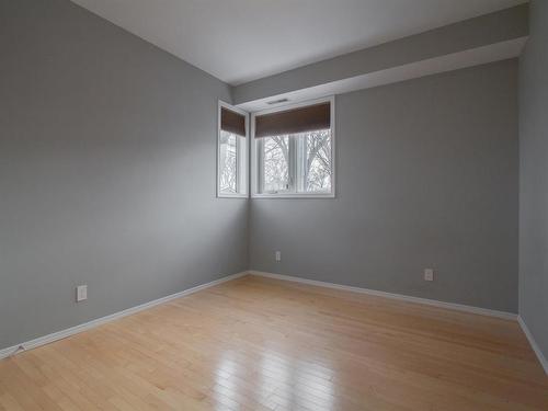 103 700 Regent Avenue, Winnipeg, MB - Indoor Photo Showing Other Room
