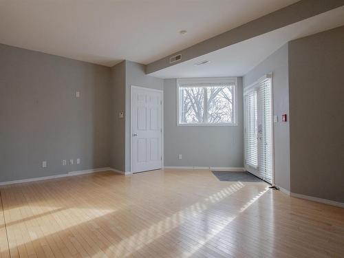 103 700 Regent Avenue, Winnipeg, MB - Indoor Photo Showing Other Room