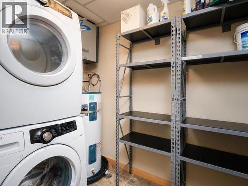 103-32 Waterfront Place, Whitehorse, YT - Indoor Photo Showing Laundry Room