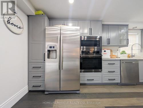 39 Endeavour Drive, Cambridge, ON - Indoor Photo Showing Kitchen