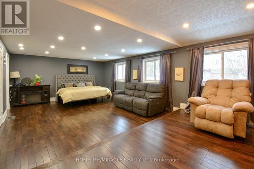 39 Endeavour Drive, Cambridge, ON - Indoor