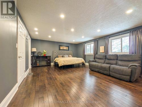 39 Endeavour Drive, Cambridge, ON - Indoor