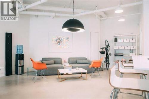 299 Alexander Street, Vancouver, BC 