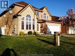 1054 CORA GREENWOOD  Windsor, ON N8P 1K2