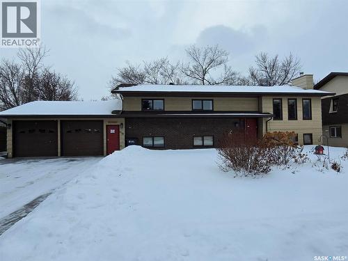 903 Assiniboia AVENUE  Grenfell, SK S0G 2B0