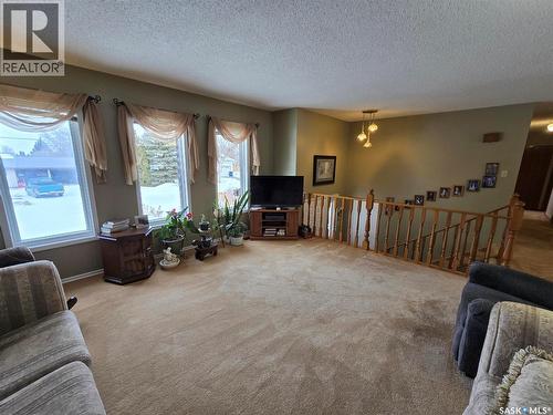 903 Assiniboia Avenue, Grenfell, SK - Indoor Photo Showing Living Room