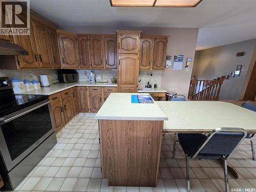 903 Assiniboia Avenue, Grenfell, SK - Indoor Photo Showing Kitchen