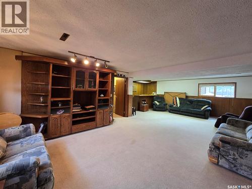 903 Assiniboia Avenue, Grenfell, SK - Indoor