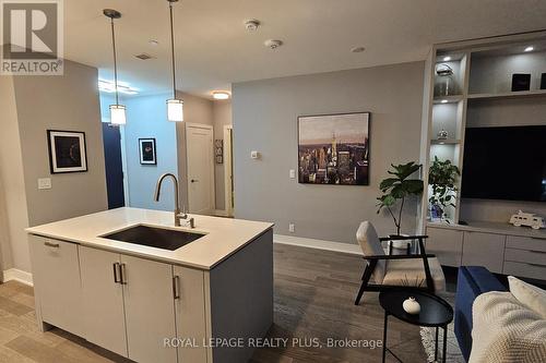 105 - 1575 Lakeshore Road W, Mississauga, ON - Indoor