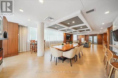 105 - 1575 Lakeshore Road W, Mississauga, ON - Indoor Photo Showing Dining Room