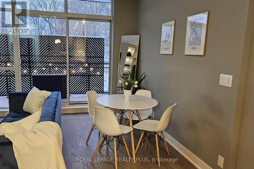 105 - 1575 Lakeshore Road W, Mississauga, ON - Indoor Photo Showing Dining Room